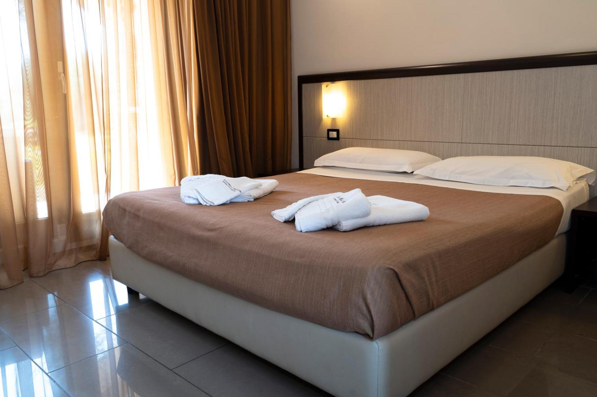 Park Hotel Cilento Marina di Camerota Extérieur photo